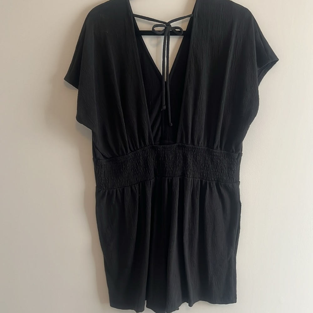 Cute romper - Picture 2 of 5